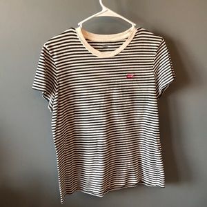 Medium striped Levi’s T-shirt
